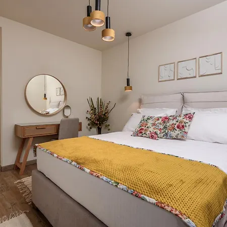 Enavlion Luxury Domes Apartament *