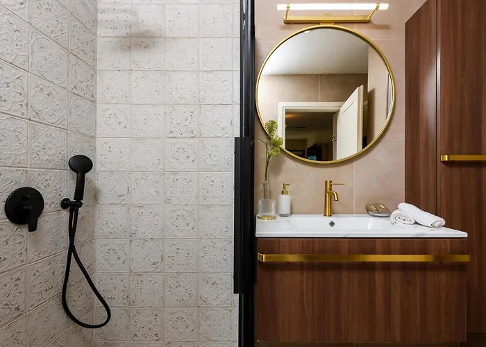 Enavlion Luxury Domes