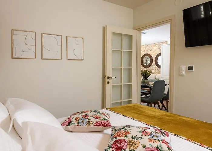 Enavlion Luxury Domes * Παναγία